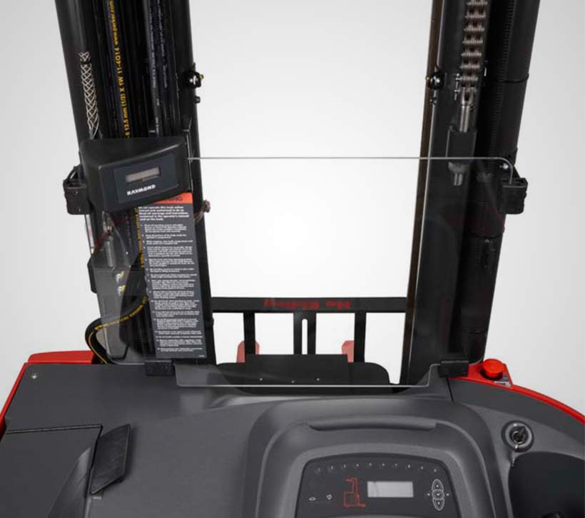Raymond 7000 Series Deep-Reach Truck